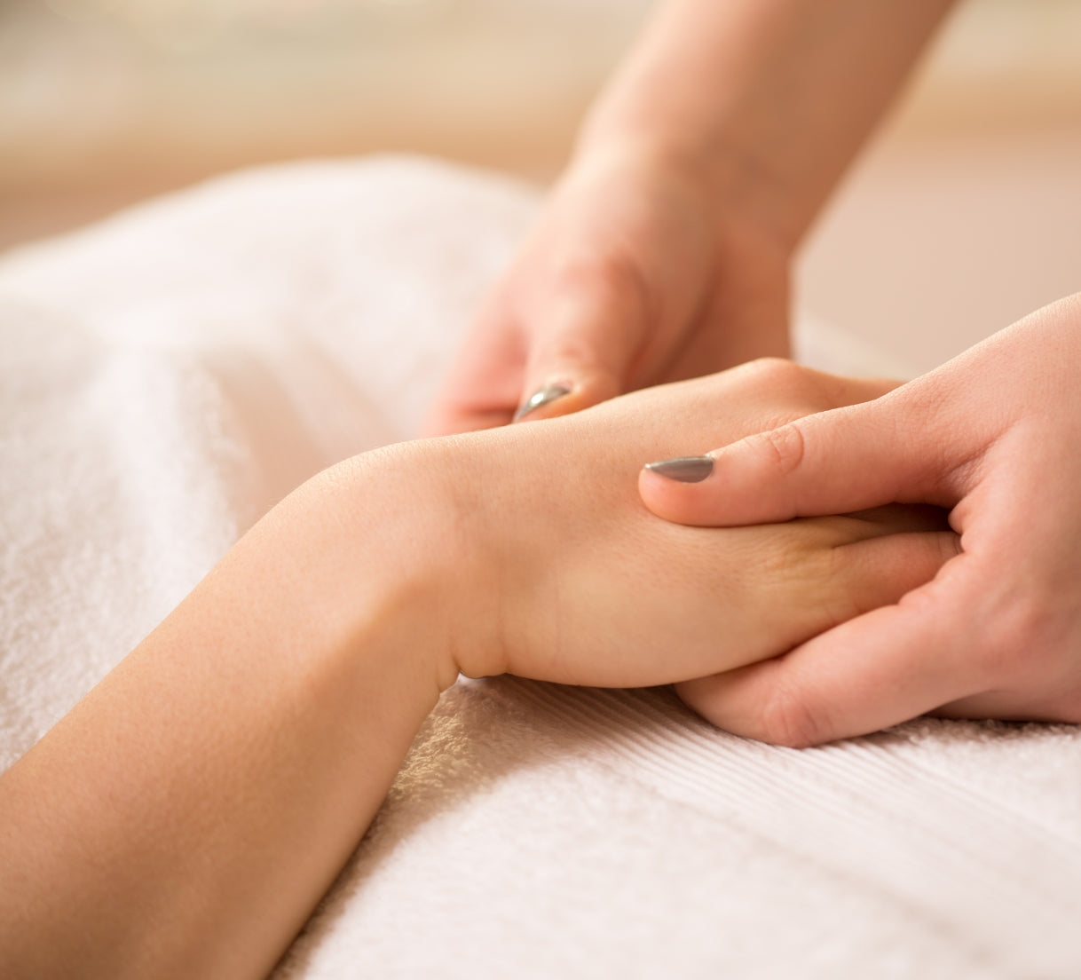 hand ritual massage treatment