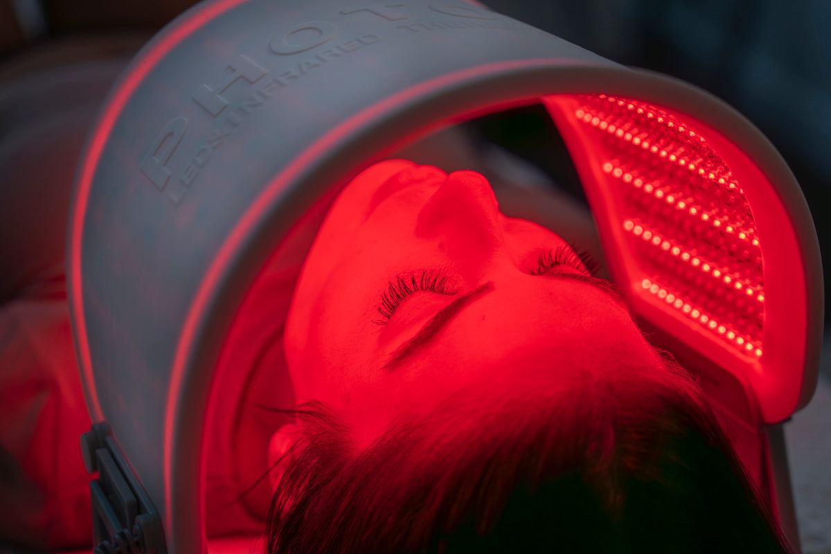 LED light facial rejuvenating therapy
